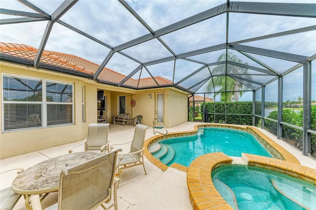204 River Enclave Court Bradenton FL 34212