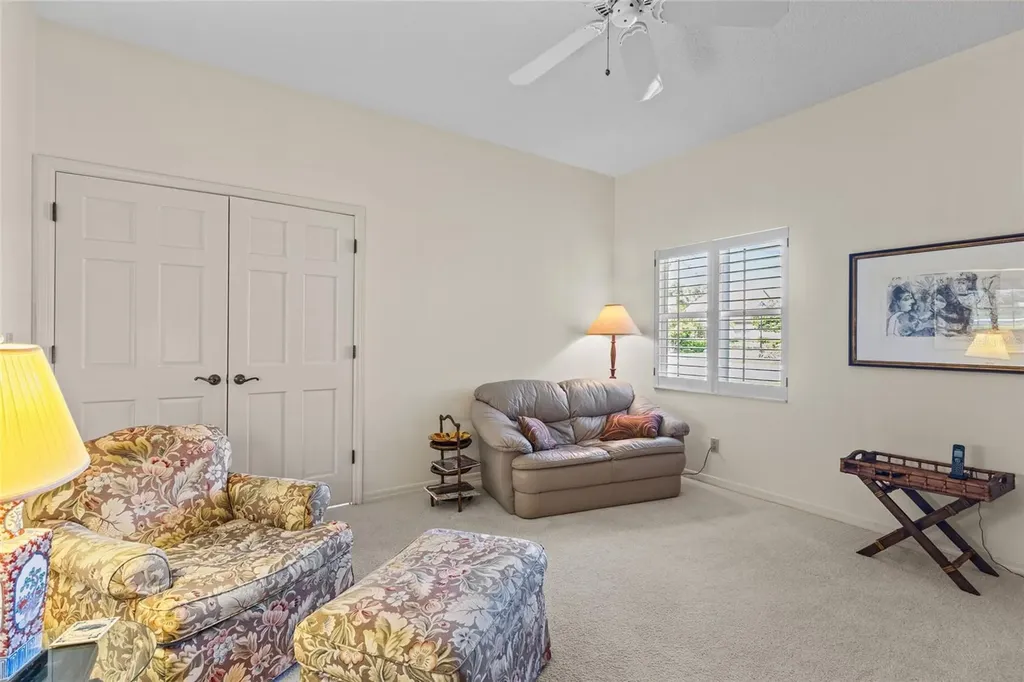 7726 Calle Facil Sarasota FL 34238