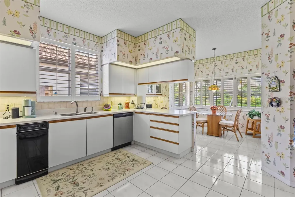7726 Calle Facil Sarasota FL 34238