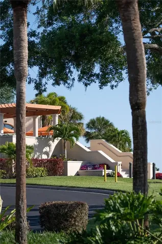 7726 Calle Facil Sarasota FL 34238