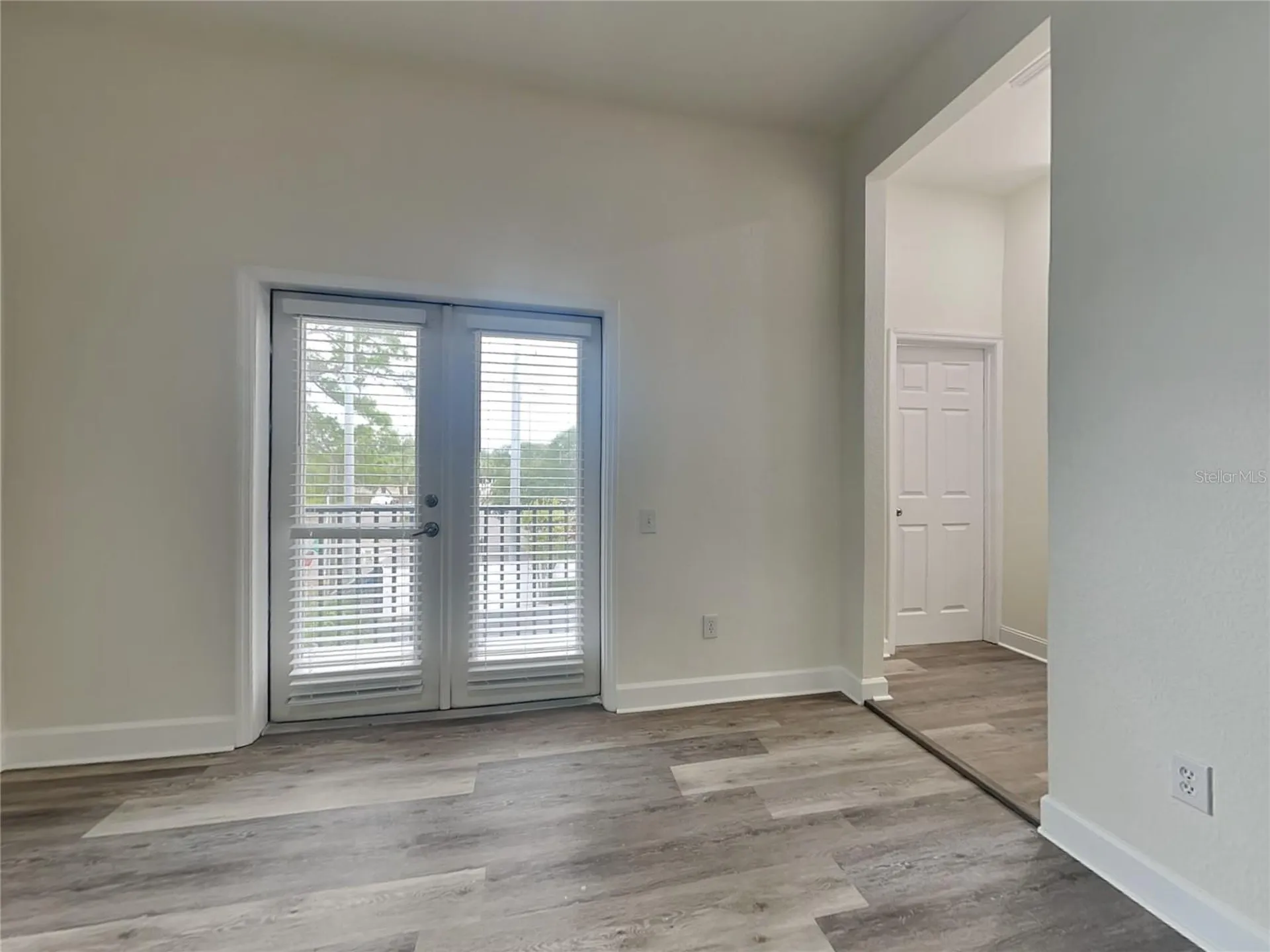 501 100th Avenue N St Petersburg FL 33702