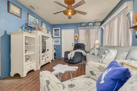 12698 81st Avenue Seminole FL 33776