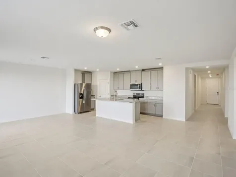 823 Sunshower Drive Lady Lake FL 32159