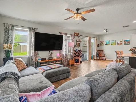 11609 Fringetree Court Riverview FL 33579
