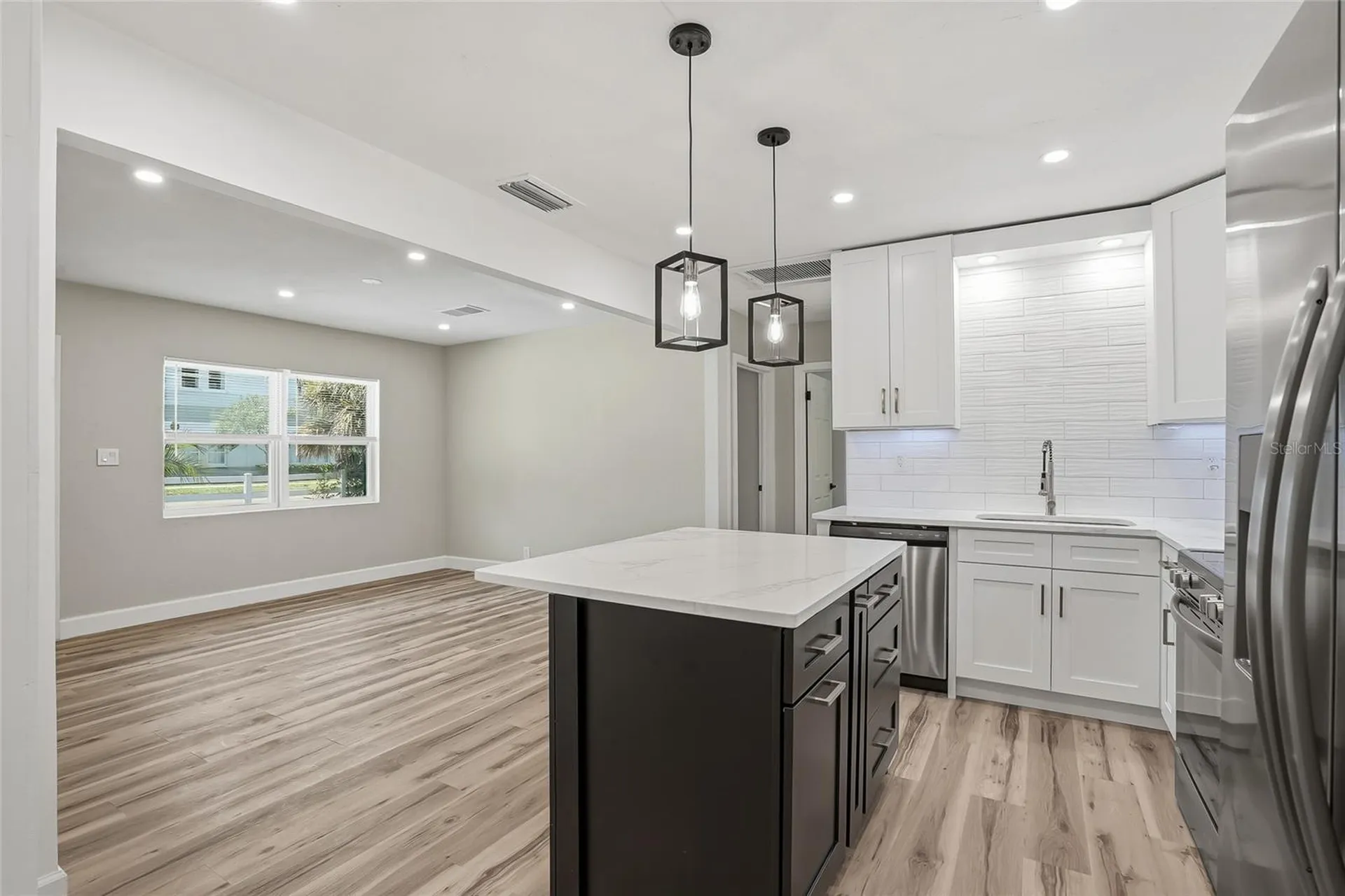 8403 N 46th Street Tampa FL 33617