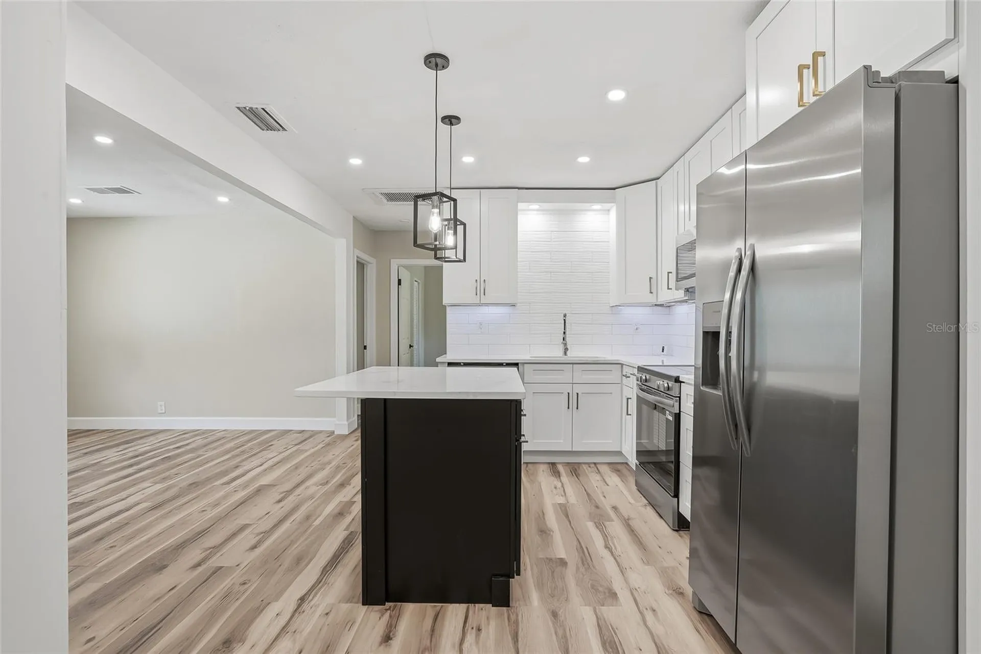 8403 N 46th Street Tampa FL 33617