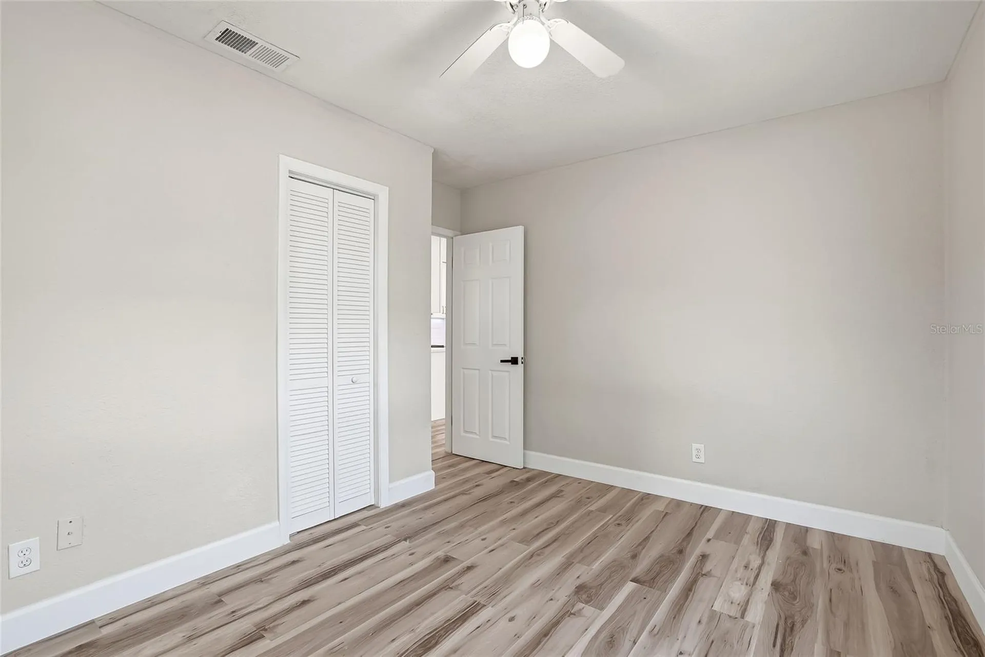 8403 N 46th Street Tampa FL 33617