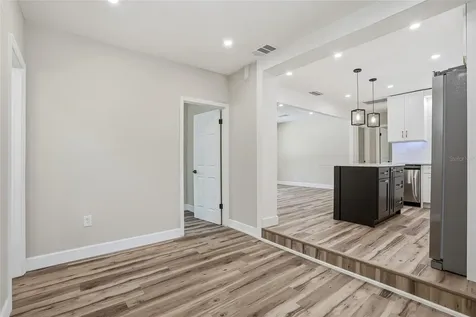 8403 N 46th Street Tampa FL 33617