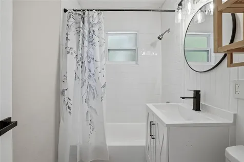 8403 N 46th Street Tampa FL 33617