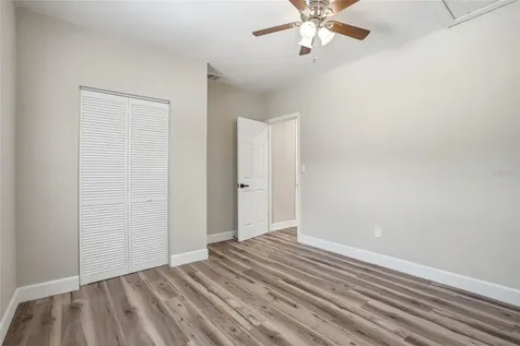 8403 N 46th Street Tampa FL 33617