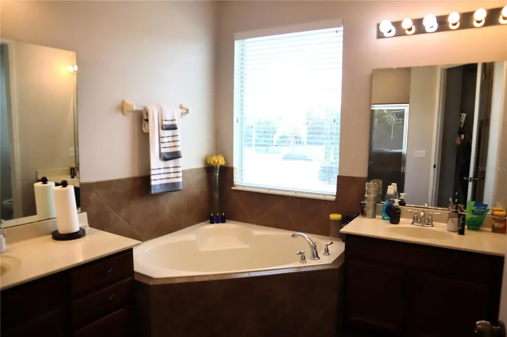 2100 Misty Glen Drive Apopka FL 32712