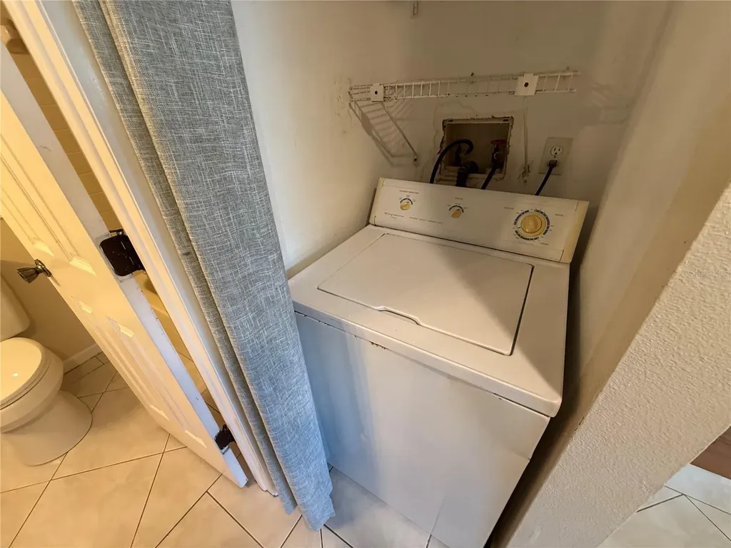 5130 70th Place N Pinellas Park FL 33781
