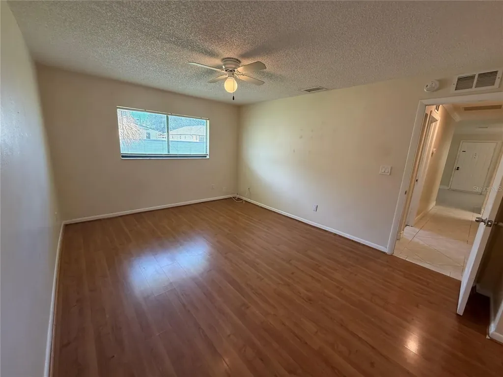 5130 70th Place N Pinellas Park FL 33781