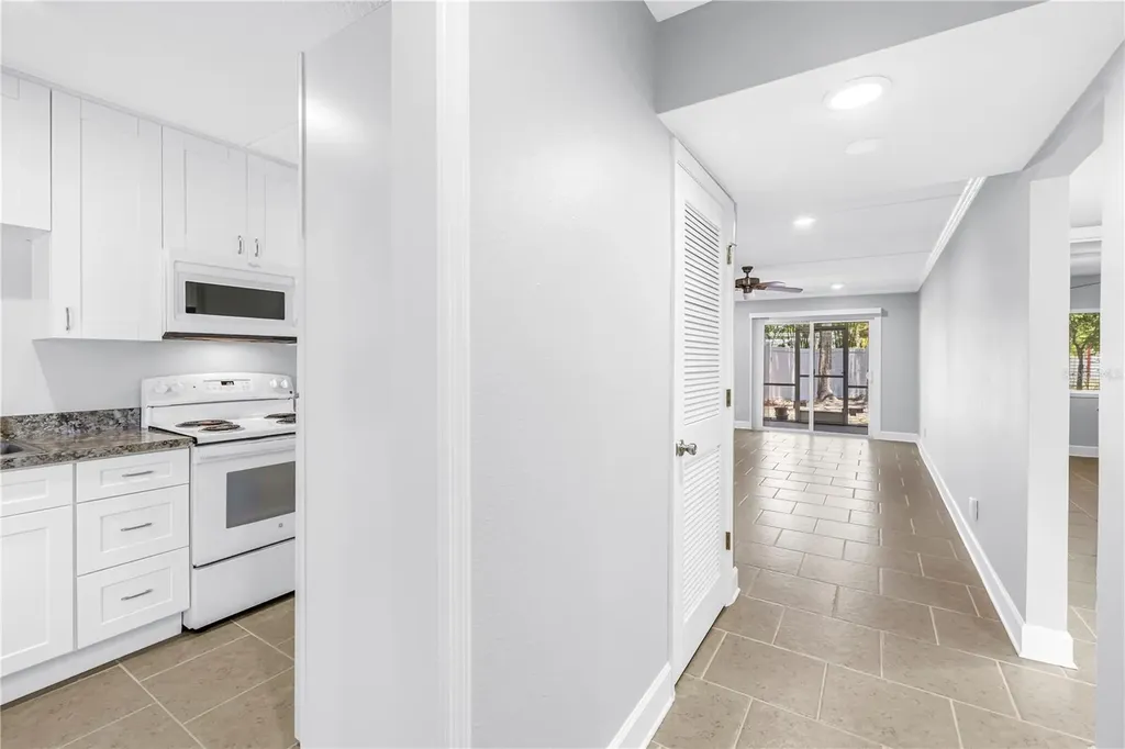4435 1st Street NE St Petersburg FL 33703