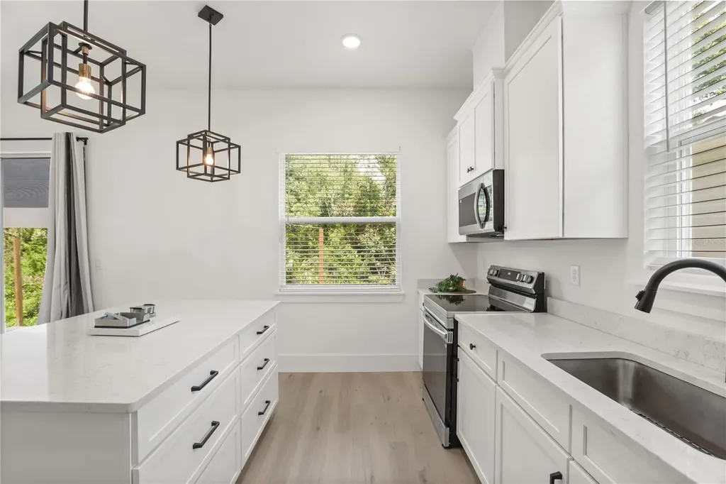 2137 Brighton Lane Orlando FL 32817
