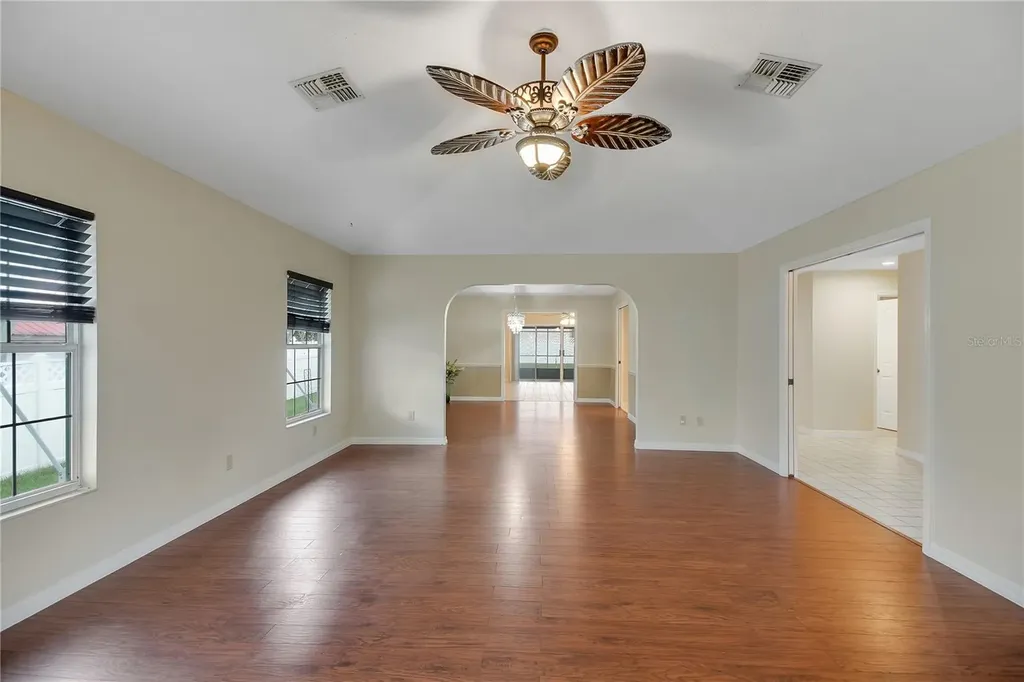 317 Woodland Trail Lady Lake FL 32159