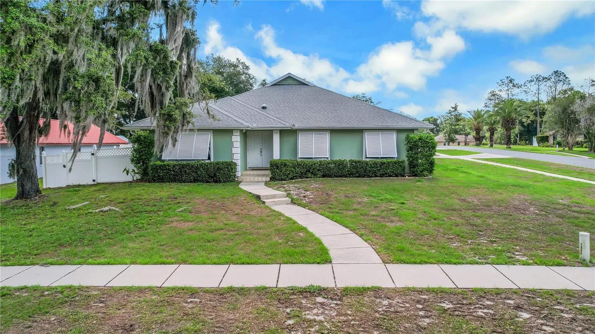 317 Woodland Trail Lady Lake FL 32159