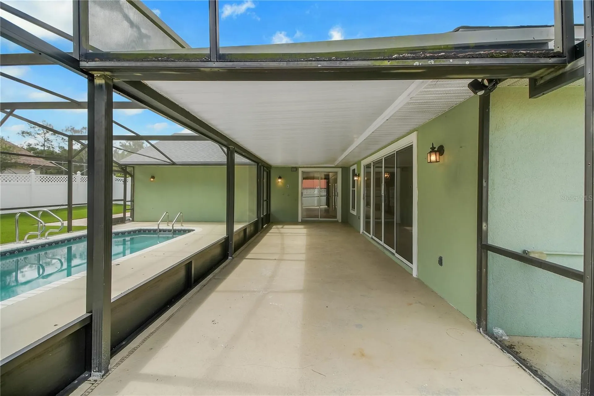 317 Woodland Trail Lady Lake FL 32159