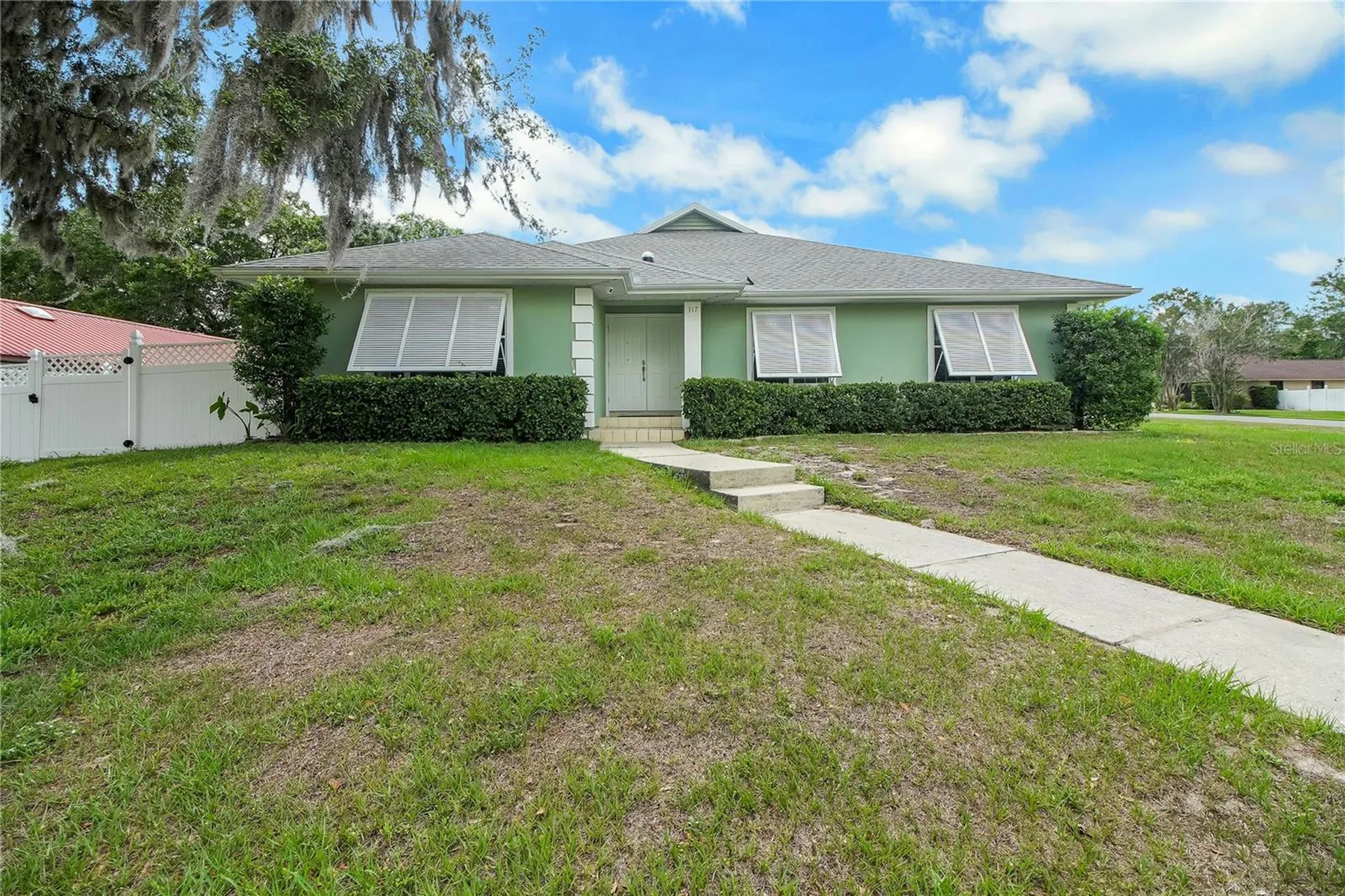 317 Woodland Trail Lady Lake FL 32159