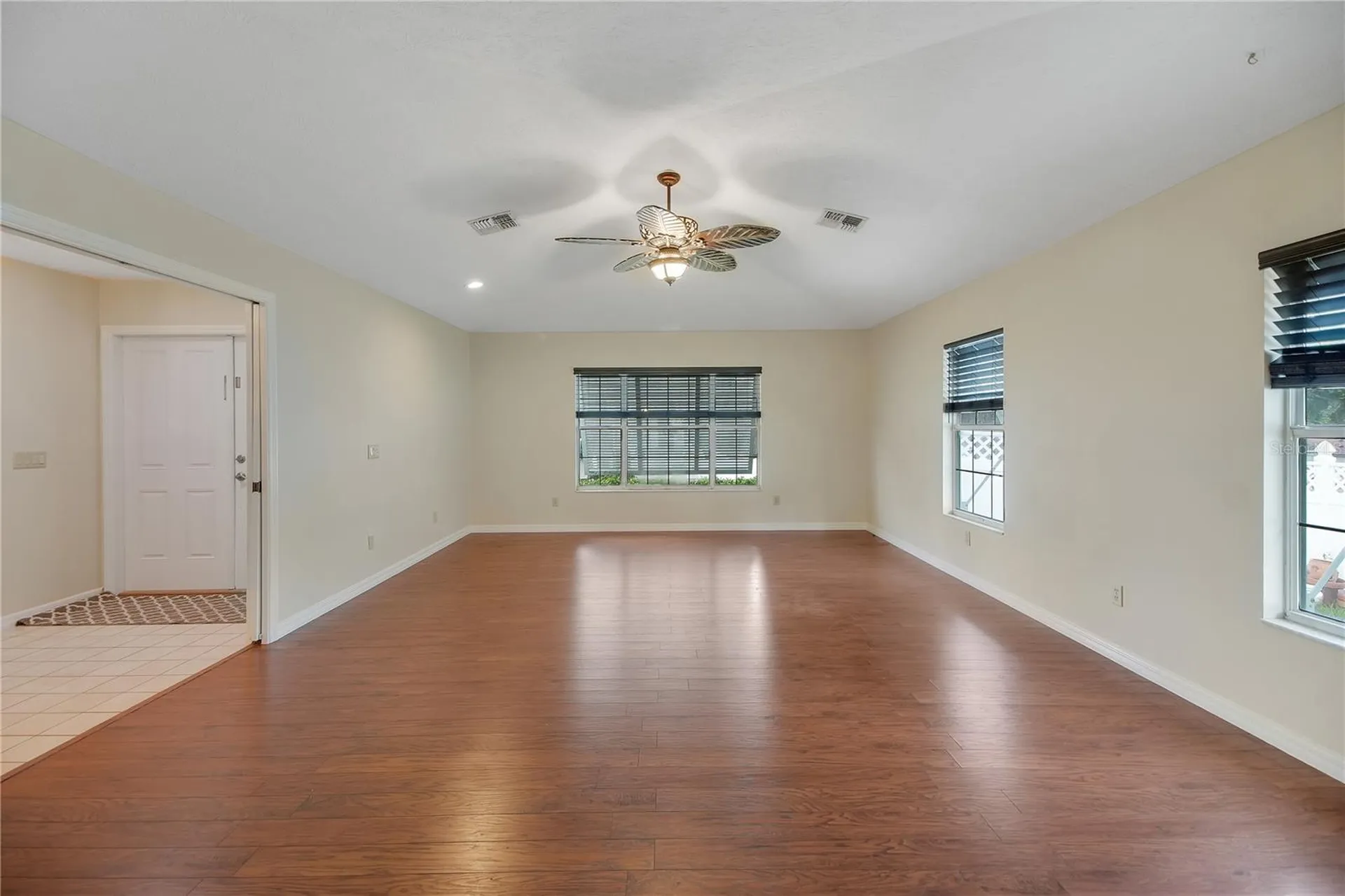 317 Woodland Trail Lady Lake FL 32159