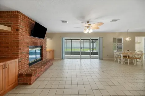 317 Woodland Trail Lady Lake FL 32159