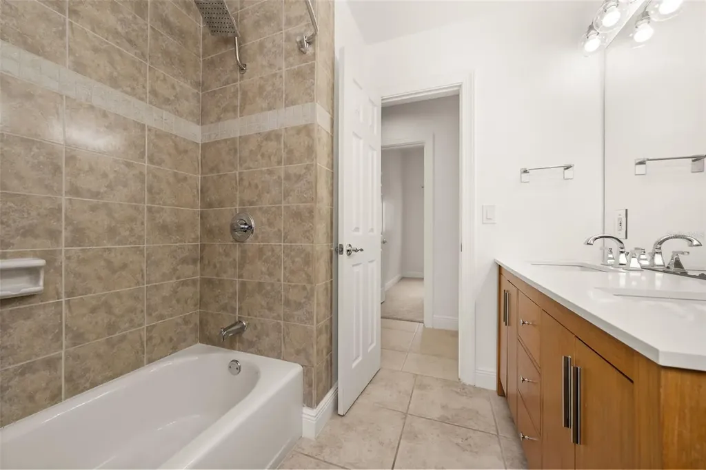 3317 Bougainvillea Street Sarasota FL 34239