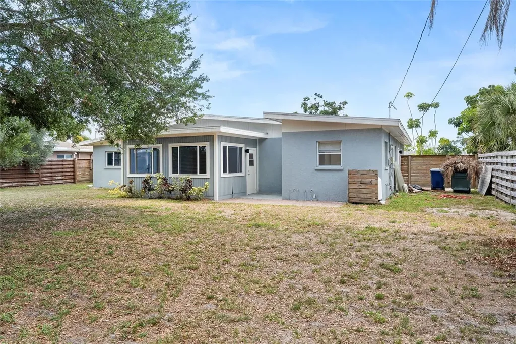 3317 Bougainvillea Street Sarasota FL 34239