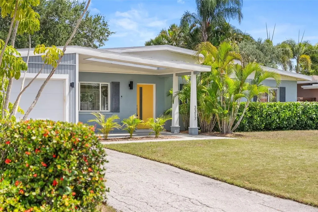 3317 Bougainvillea Street Sarasota FL 34239