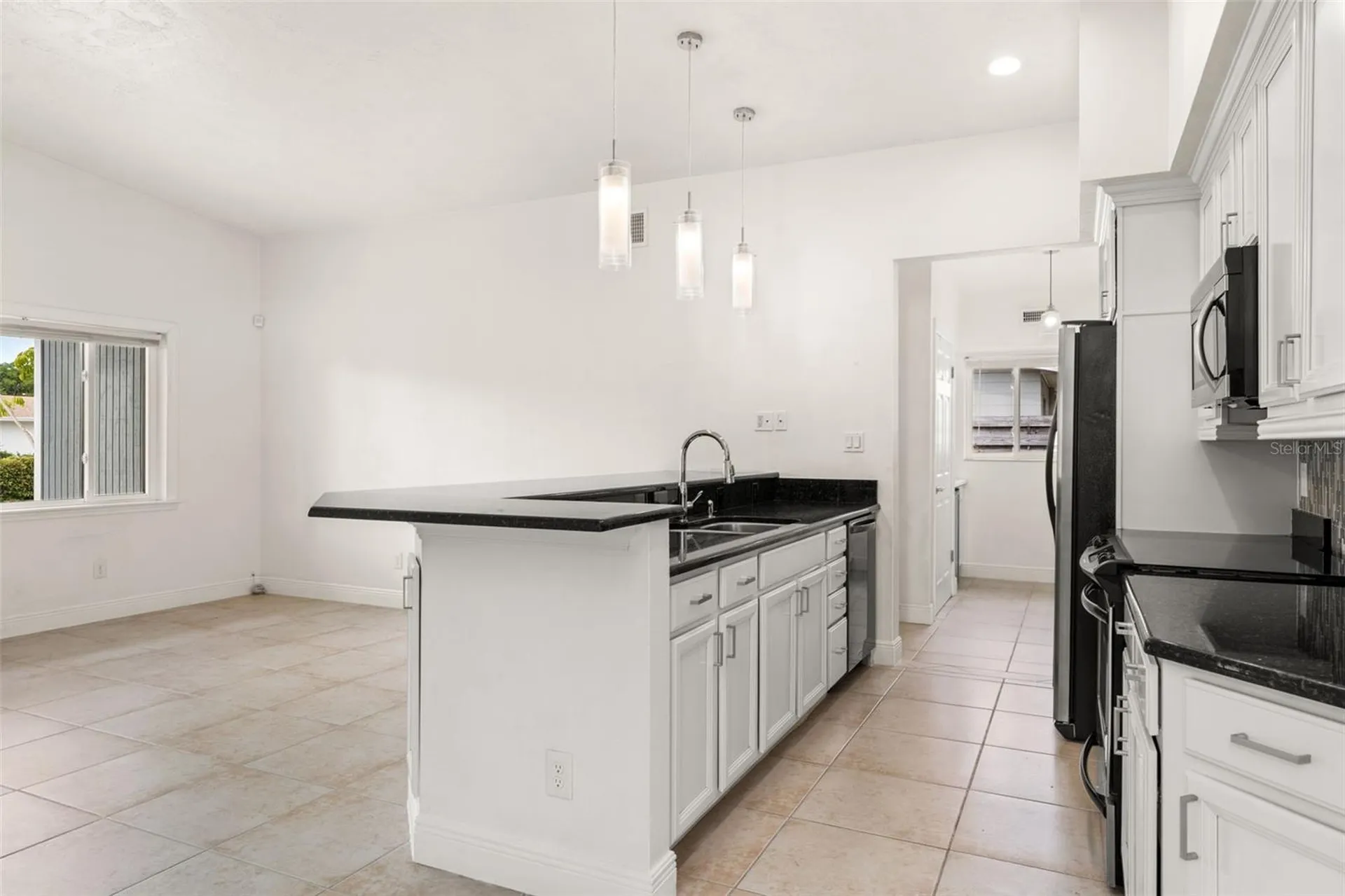 3317 Bougainvillea Street Sarasota FL 34239
