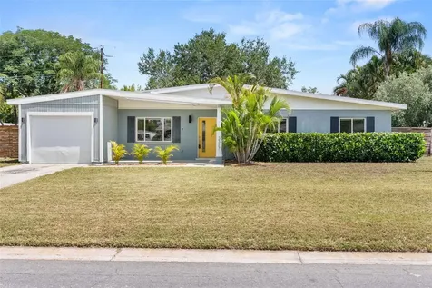 3317 Bougainvillea Street Sarasota FL 34239