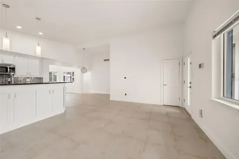 3317 Bougainvillea Street Sarasota FL 34239