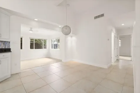 3317 Bougainvillea Street Sarasota FL 34239
