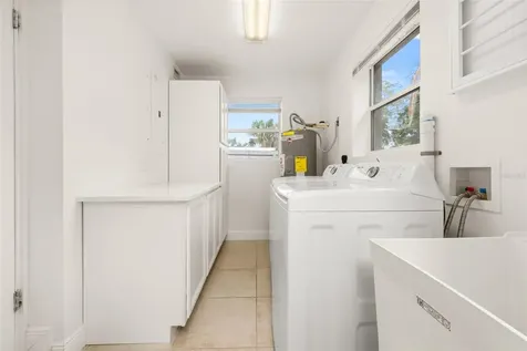 3317 Bougainvillea Street Sarasota FL 34239