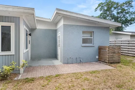 3317 Bougainvillea Street Sarasota FL 34239