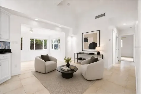 3317 Bougainvillea Street Sarasota FL 34239