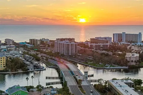3317 Bougainvillea Street Sarasota FL 34239