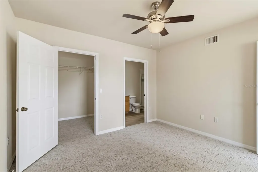1025 Villagio Circle Sarasota FL 34237