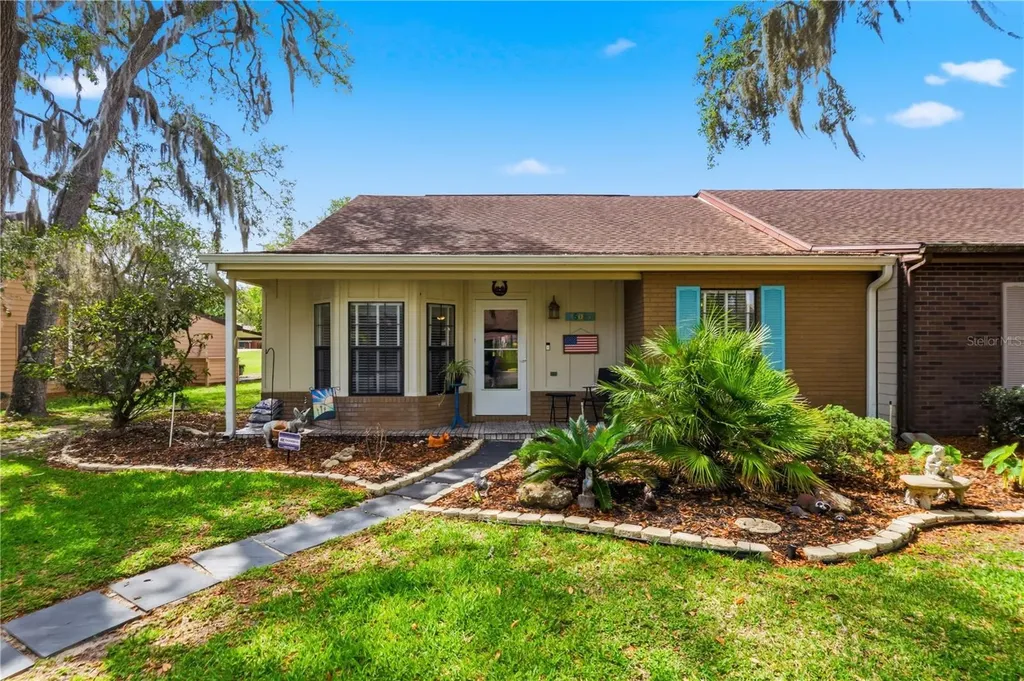 35086 Whispering Oaks Boulevard Dade City FL 33523