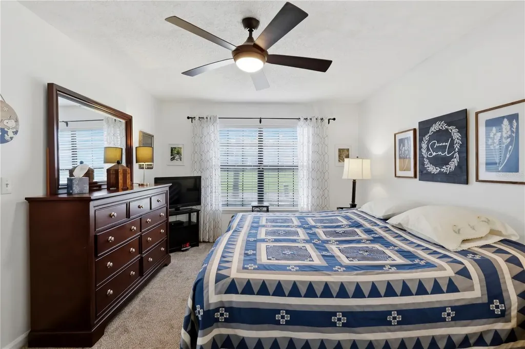 35086 Whispering Oaks Boulevard Dade City FL 33523