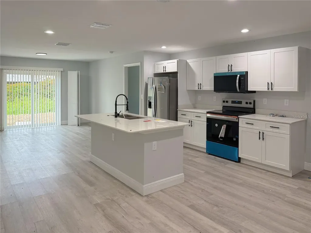 608 Cougar Boulevard Sebring FL 33872