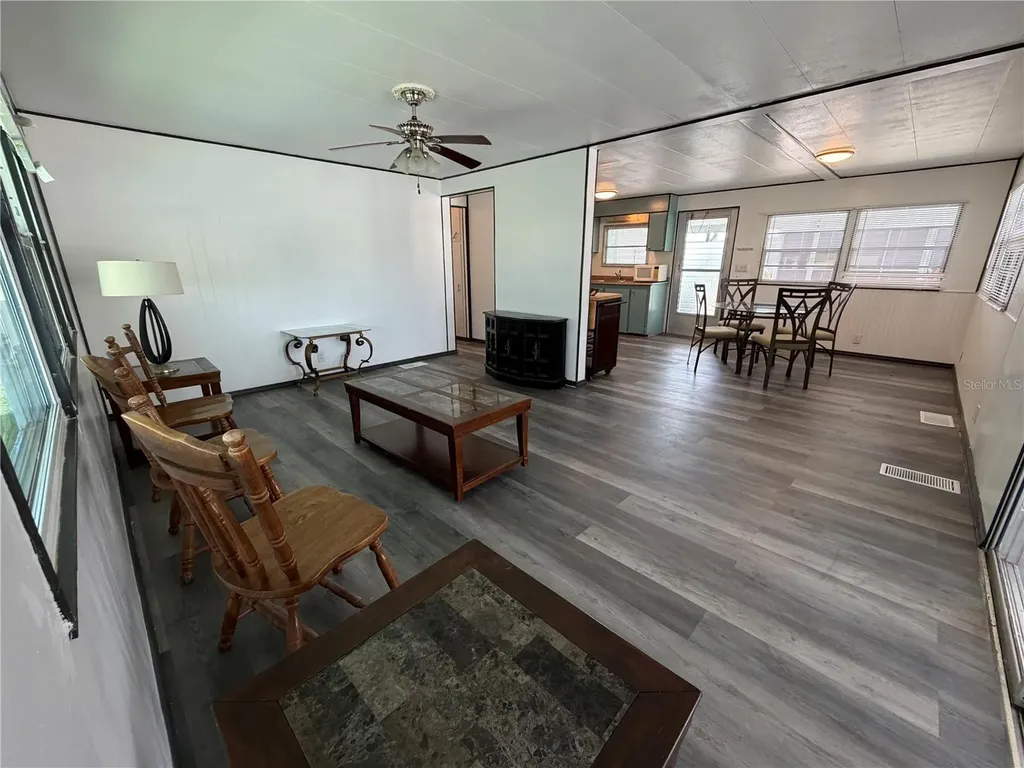 5221 Beechmont Avenue Sarasota FL 34234