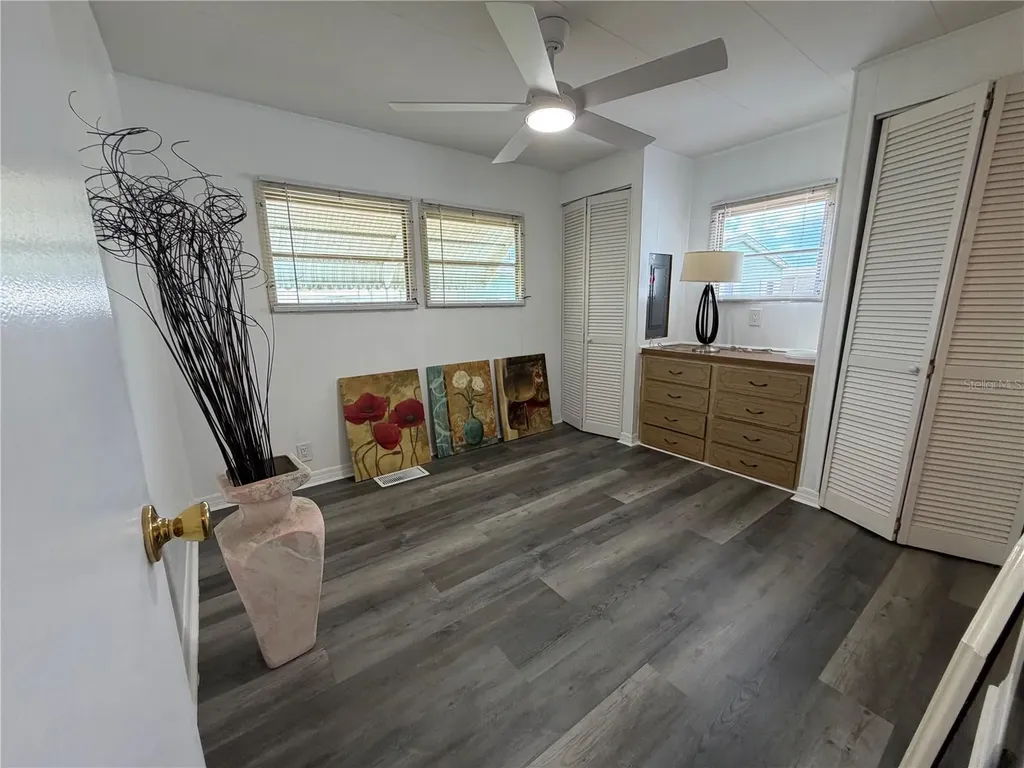 5221 Beechmont Avenue Sarasota FL 34234