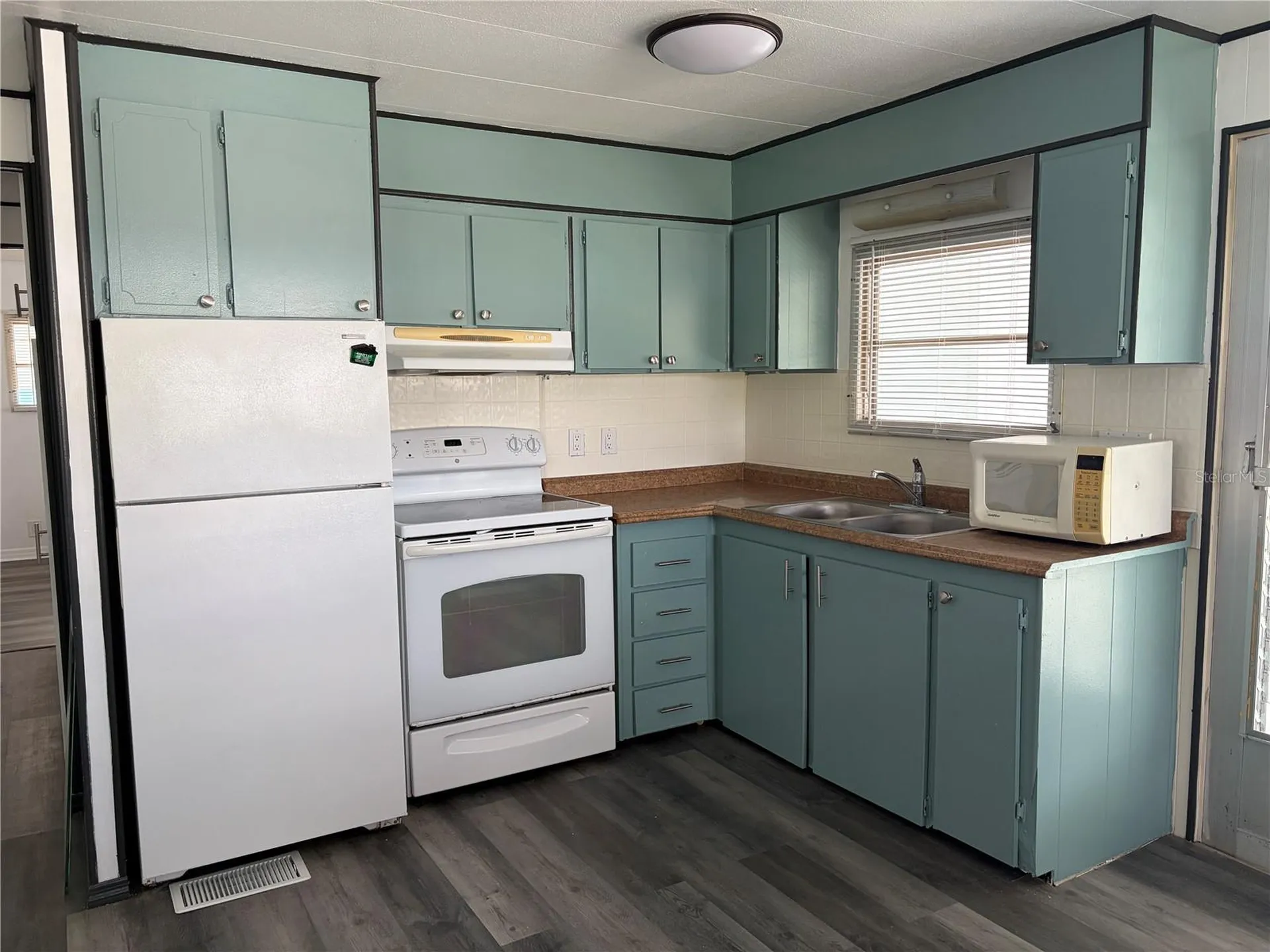 5221 Beechmont Avenue Sarasota FL 34234