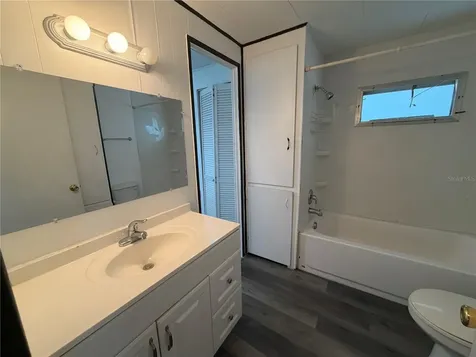 5221 Beechmont Avenue Sarasota FL 34234