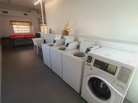 5221 Beechmont Avenue Sarasota FL 34234