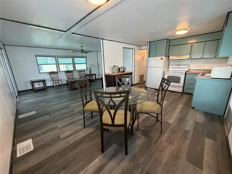 5221 Beechmont Avenue Sarasota FL 34234