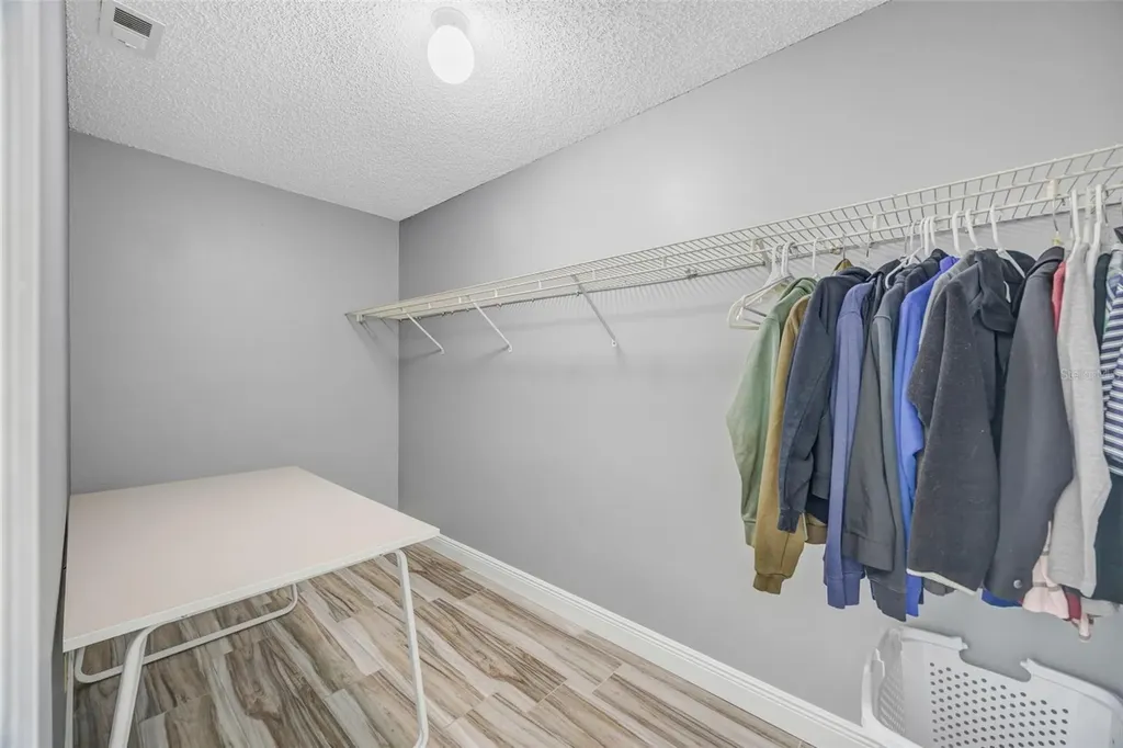 5018 Sterling Manor Drive Tampa FL 33647