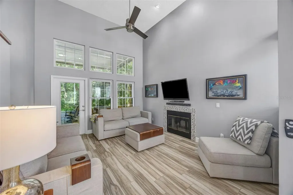 5018 Sterling Manor Drive Tampa FL 33647