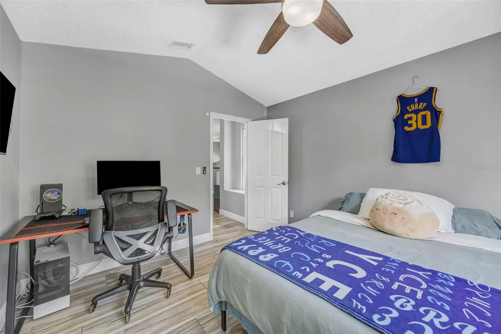 5018 Sterling Manor Drive Tampa FL 33647