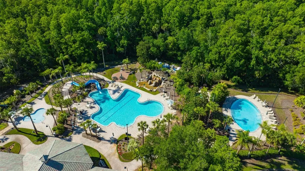 5018 Sterling Manor Drive Tampa FL 33647